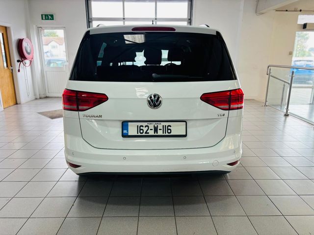 Image for 2016 Volkswagen Touran CL BMT 1.6 TDI M6F 110 5DR
