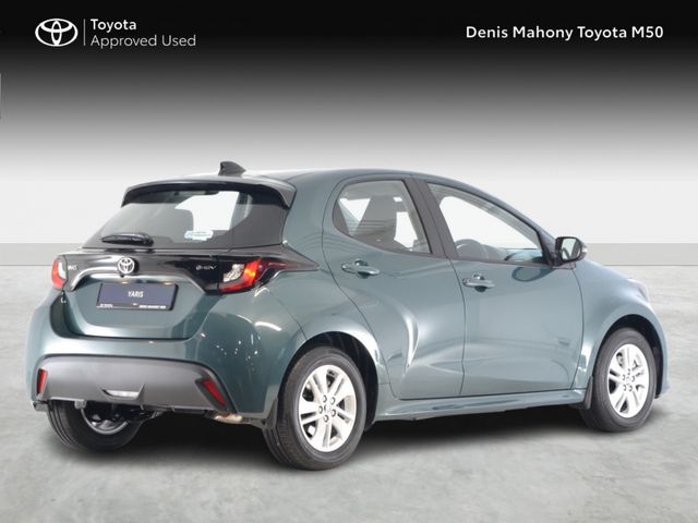 Image for 2026 Toyota Yaris Hybrid Luna
