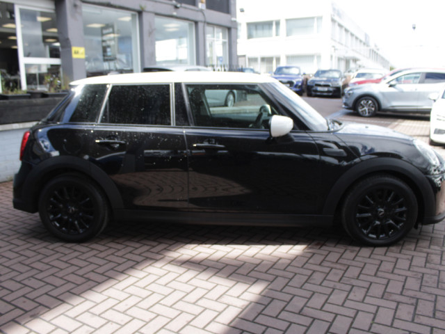 Image for 2021 Mini Cooper D 1.5D 5DR HATCHBACK AUTO 