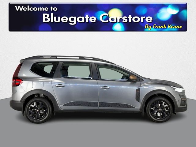 Image for 2024 Dacia Jogger EXTREME HEV 145 **FULL BLACK CLOTH INTERIOR**TOUCHSCREEN INFOTAINMENT SCREEN**A/C**FULL DIGITAL DASH**FRONT HEATED SEATS**SPEED LIMITER**CRUISE CONTROL**ELECTRIC HANDBRAKE**7 SEATER**16 INCH ALLOY**