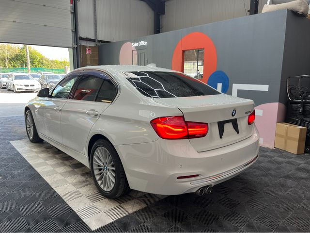 Image for 2017 BMW 3 Series €17950 2017 BMW 320D LUXURY 2.0 AUTOMATIC / CRUISE CONTROL / REVERSE CAMERA / ELECTRIC MEMORY & HEATED SEATS / AMBIENT LIGHTS AND MORE
