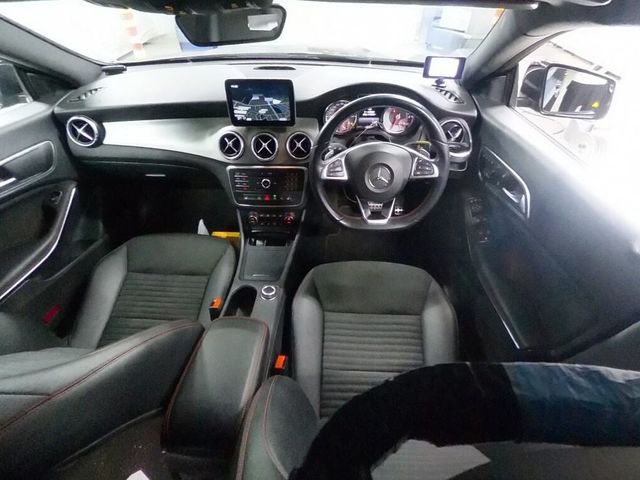 Image for 2015 Mercedes-Benz CLA Class 1.6 Petrol Auto 