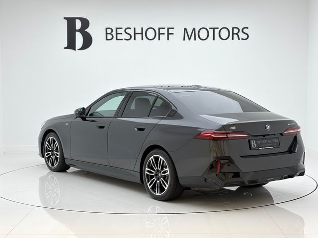 Image for 2024 BMW i5 40 M-SPORT=LOW MILES//HUGE SPEC//1 OWNER=FULL BMW SERVICE HISTORY=TAILORED FINANCE PACKAGES AVAILABLE=TRADE IN'S WELCOME