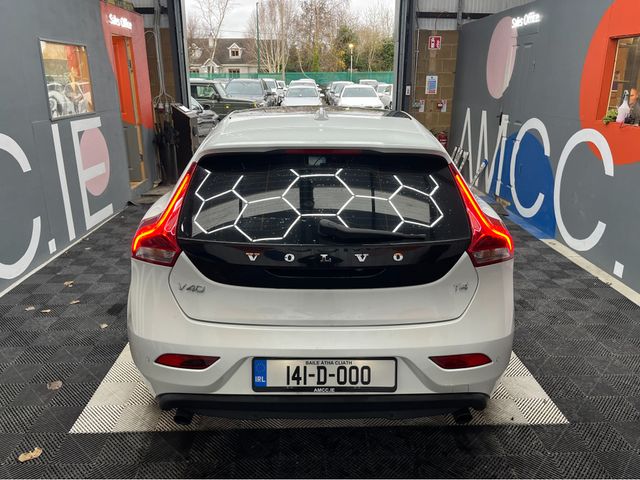 Image for 2014 Volvo V40 €11950! 2014 VOLVO V40 AUTOMATIC SUNROOF 1.6L PETROL / 88K KMS / ADAPTIVE CRUISE CONTROL, HEATED SEATS, REVERSE CAMERA & MORE
