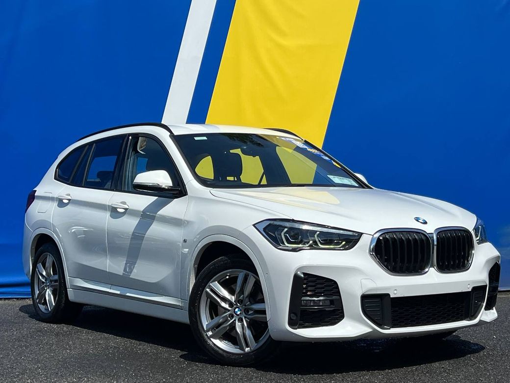 Image for 2021 BMW X1 XDRIVE25e M-SPORT 1.5 HYBRID // LEATHER M-SPORT HEATED SEATS // APPLE CARPLAY/ANDROID AUTO // 18" M-SPORT ALLOYS