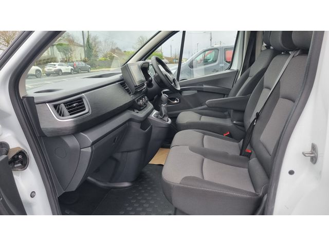 Image for 2025 Renault Trafic 