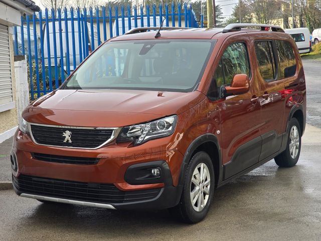 Image for 2021 Peugeot Rifter 5 seats plus wheelchair