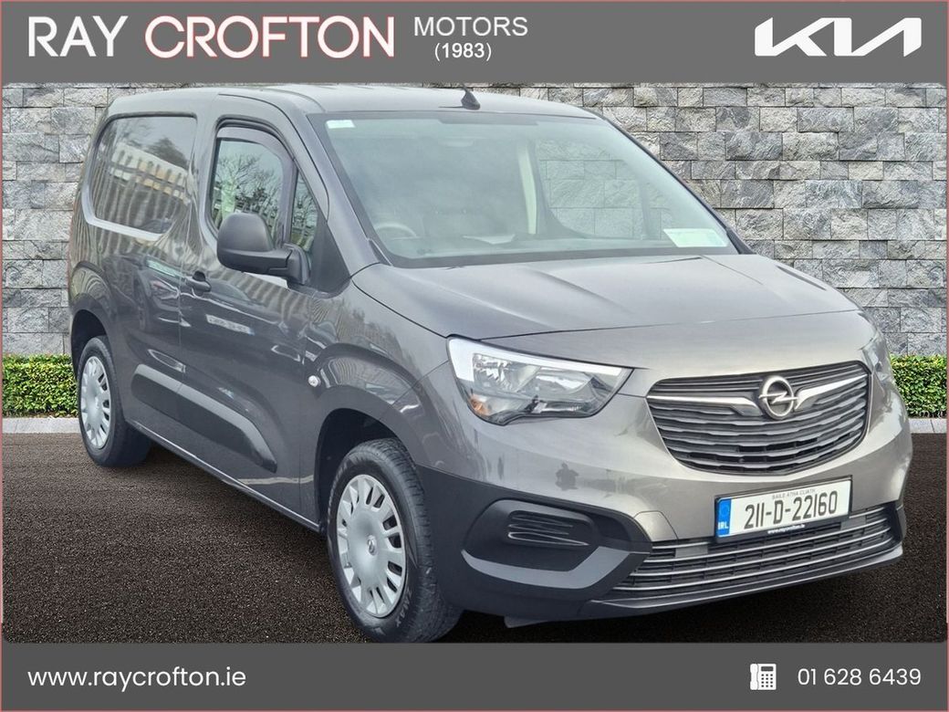 Image for 2021 Opel Combo 1.5 Turbo D 100PS + VAT