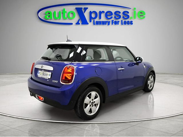 Image for 2020 Mini Cooper 1.5 Automatic, Reversing camera