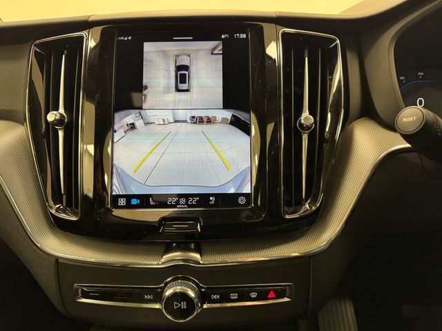 Image for 2025 Volvo XC60 T6 AWD PHEV Plus Dark