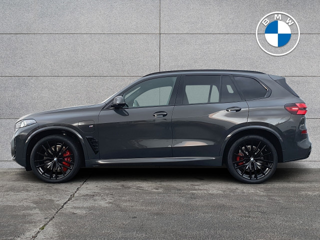 Image for 2026 BMW X5 50e M Sport Pro