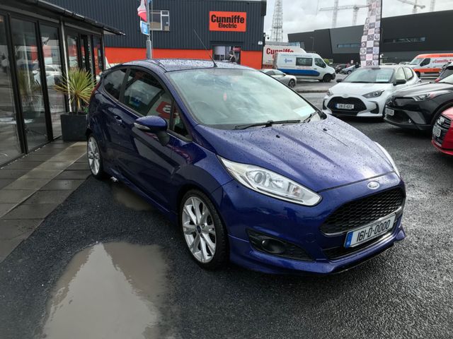 Image for 2016 Ford Fiesta 