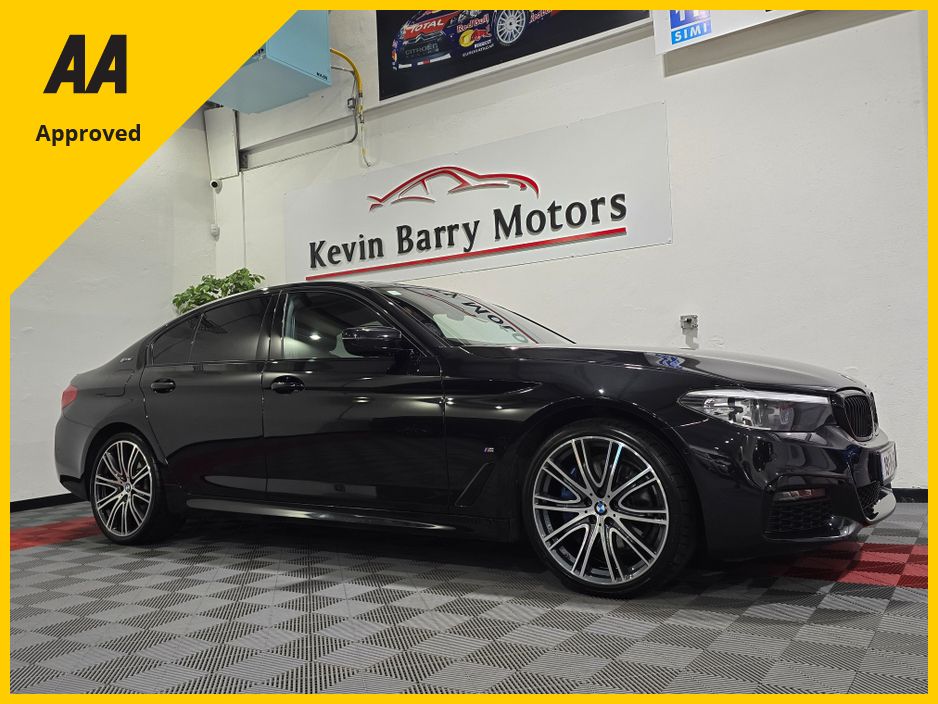 Image for 2019 BMW 5 Series 530E M SPORT (PLUS PACK) AUTOMATIC **TOP SPEC / 20" BMW ALLOYS / CRUISE CONTROL / HARMAN KARDON SOUND / HEATED FRONT SEATS / SAT NAV / REAR SUN PROTECTION GLASS / REVERSE CAMERA / REAR M SPOILER**