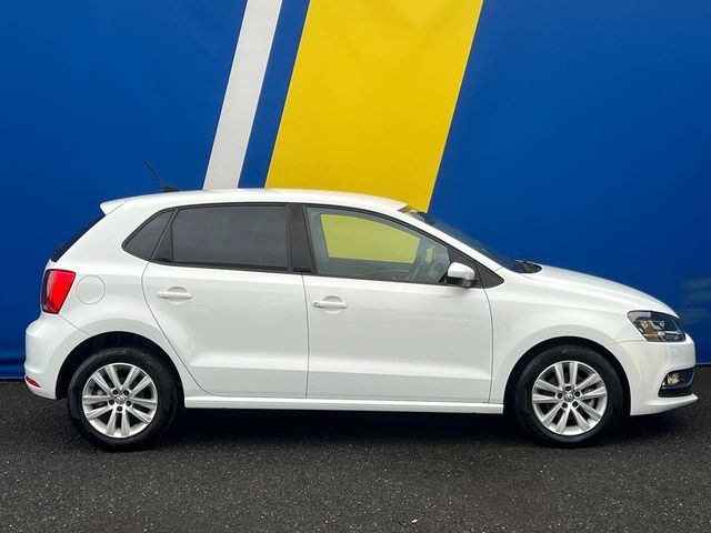 Image for 2017 Volkswagen Polo COMFORTLINE 1.2 TSI AUTO // FULL SERVICE HISTORY // REVERSE CAMERA // 15" ALLOYS