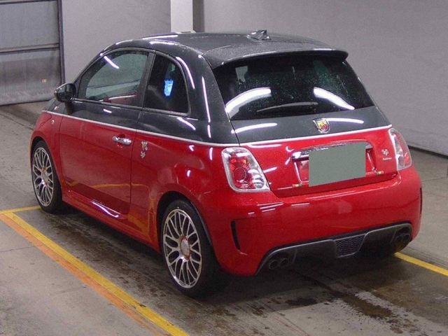 Image for 2016 Fiat Abarth 1.4 AUTOMATIC - TURISMO EDITION - UPGARDED ALLOYS - BLACK LEATHER - RED/BLACK TWO TONE - REAR CAMERA