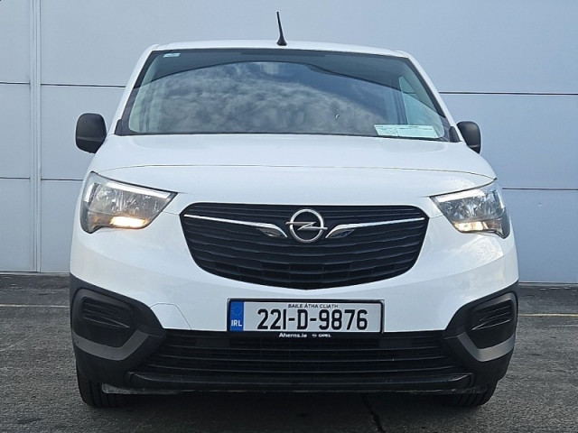 Image for 2022 Opel Combo 1.5L COMBO 100BHP