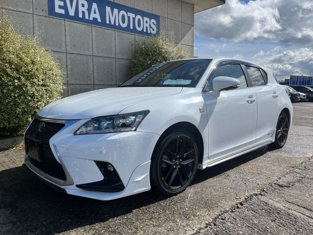 Image for 2015 Lexus CT 200h F-SPORT X-LINE AUTOMATIC HYBRID 1.8 PETROL //HALF LEATHER HEATED SEATS//REVERSE CAMERA//KEYLESS ENTRY//ADAPTIVE CRUISE CONTROL//