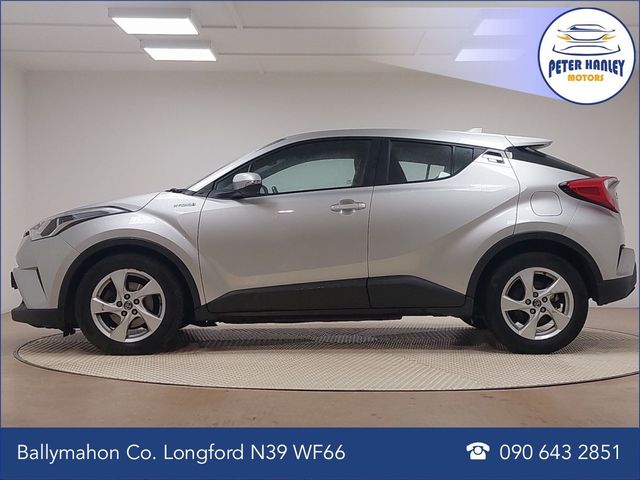 Image for 2019 Toyota C-HR 1.8 HYBRID LUNA