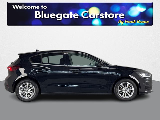 Image for 2023 Ford Focus TITANIUM 1.0T**MULTIFUNCTIONAL STEERING WHEEL**TOUCH SCREEN MEDIA DISPLAY**APPLE CARPLAY**BLACK CLOTH INTERIOR**SATNAV**KEYLESS START**BLACK CLOTH INTERIOR**FINANCE AVAILABLE**