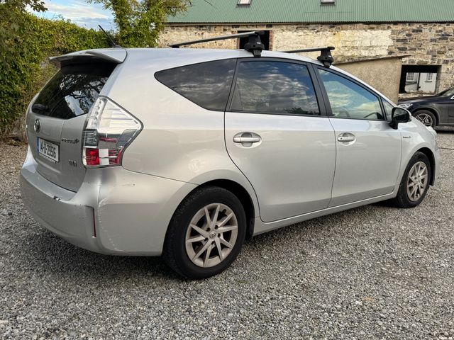 Image for 2014 Toyota Prius 1 Owner 7 Seater