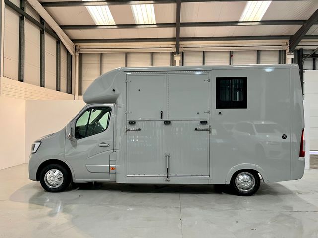 Image for 2020 Renault Master Stallion Box 