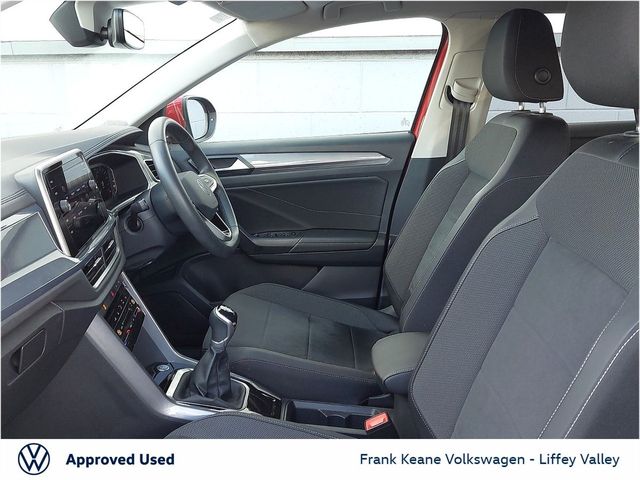 Image for 2022 Volkswagen T-Roc STYLE 1.0 TSI 110HP *JOHANNESBURG ALLOYS* *REAR VIEW CAMERA* *ART VELOUR SEATS* *PCP AVAILABLE*