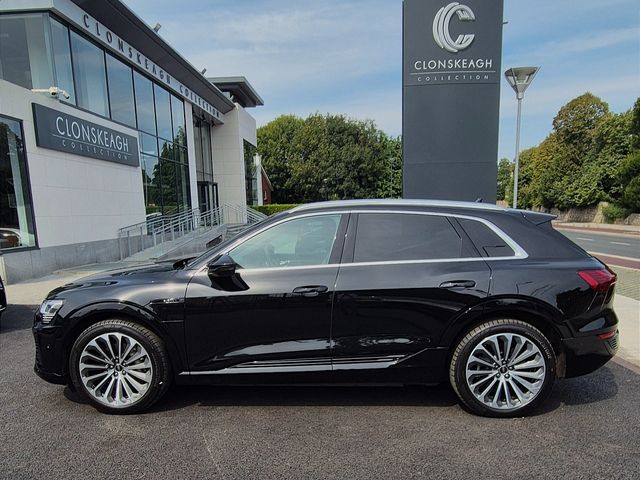 Image for 2024 Audi Q8 e-tron QUATTRO S LINE