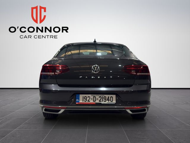 Image for 2019 Volkswagen Passat "Manual drive, timeless looks — this Passat never goes out of style"