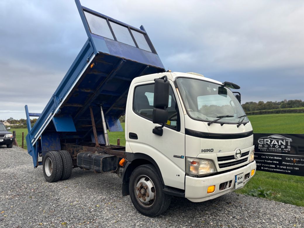 Image for 2012 Hino 300 300 Series 300 Series 815 2DR