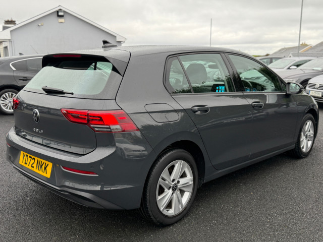 Image for 2022 Volkswagen Golf LIFE TDI