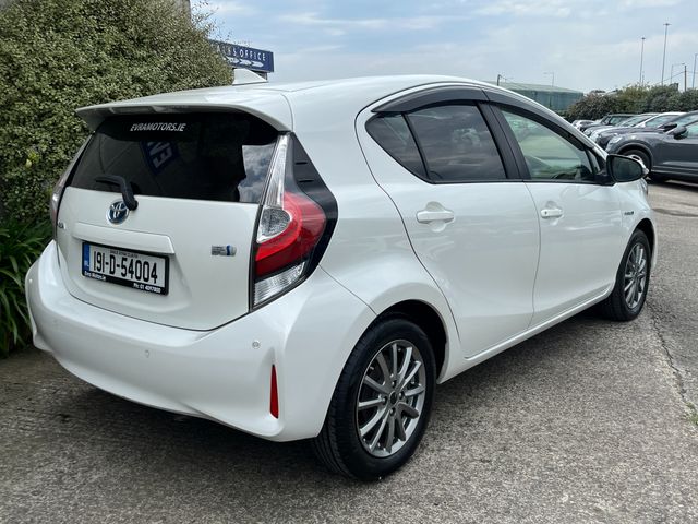 Image for 2019 Toyota Aqua AUTOMATIC HYBRID 1.5 PETROL //REVERSE CAMERA//HEATED SEATS//PARKING SENSORS//KEYLESS ENTRY//