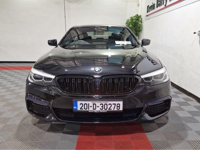 Image for 2020 BMW 5 Series 530E X-DRIVE M SPORT (HUGE SPEC) AUTOMATIC **19" ALLOYS / APPLE CARPLAY & ANDROID AUTO / ELECTRIC BOOTLID / GESTURE CONTROL / HEAD UP DISPLAY / REVERSE CAMERA / SAT NAV / WIRELESS PHONE CHARGING**