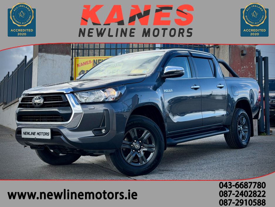 Image for 2025 Toyota Hilux 2.8 SR5 MANUAL