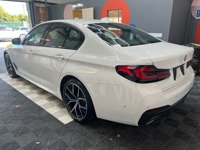Image for 2021 BMW 5 Series 2021 BMW 5 4d 530E M-SPORT EDITION JOY+ AUTOMATIC / CRUISE CONTROL / PARKING CAMERA / ELECTRIC MEMORY & HEATED SEATS / PADDLE SHIFTERS / AMBIENT LIGHTS AND MORE