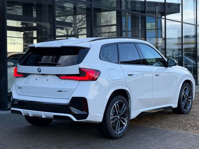 Image for 2026 BMW X1 xDrive25e M Sport Pro