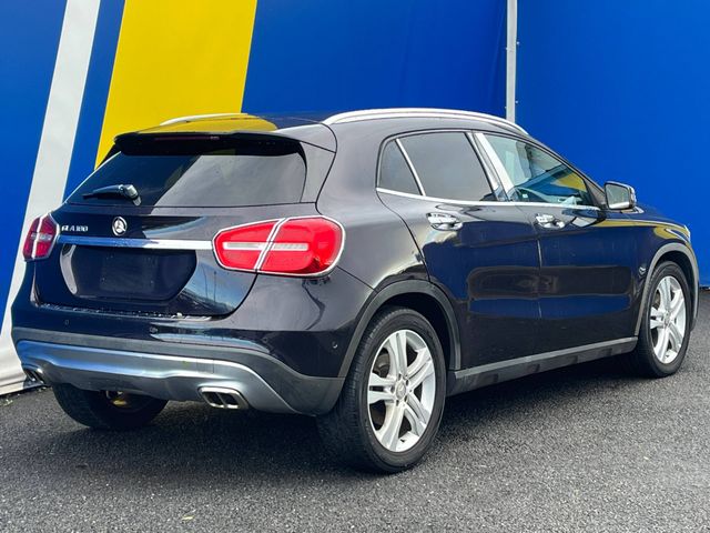 Image for 2016 Mercedes-Benz GLA Class GLA180 AMG-NIGHT PACKAGE 1.6 // 18" ALLOYS // REVERSE CAMERA // DUAL ZONE CLIMATE CONTROL