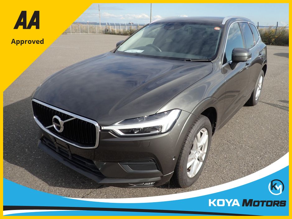 Image for 2019 Volvo XC60 2.0 D4 MOMENTUM PLUS DIESEL AUTOMATIC // MASSIVE SPEC // HALF LEATHER // APPLE CARPLAY // PRO MEDIA // REVERSING CAMERA // CRUISE CONTROL // LANE ASSIST // COLLISION WARNING SYSTEM // UPGRADED ALLOYS