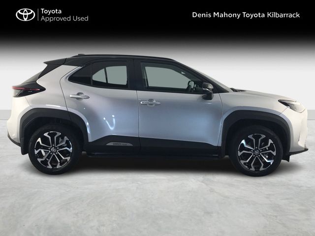 Image for 2025 Toyota Yaris Cross Luna Sport Bi Tone