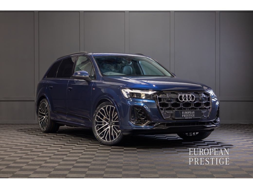 Image for 2025 Audi Q7 55 TFSIe Quattro S-Line