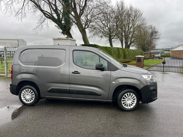 Image for 2022 Citroen Berlingo LX Bluehdi 100 MWB 650KG MY22.