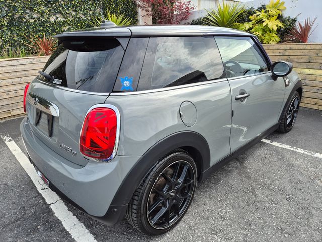 Image for 2021 Mini Cooper D 1.5D AUTO / 60 YEAR EDITION / TOP SPEC / TAX €190 
