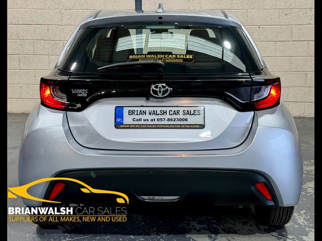 Image for 2022 Toyota Yaris 1.0 LUNA 4DR