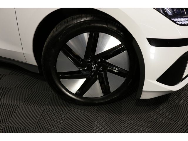 Image for 2024 Hyundai Ioniq 6 SIGNATURE EX DEMO 77 kWh EV SALOON