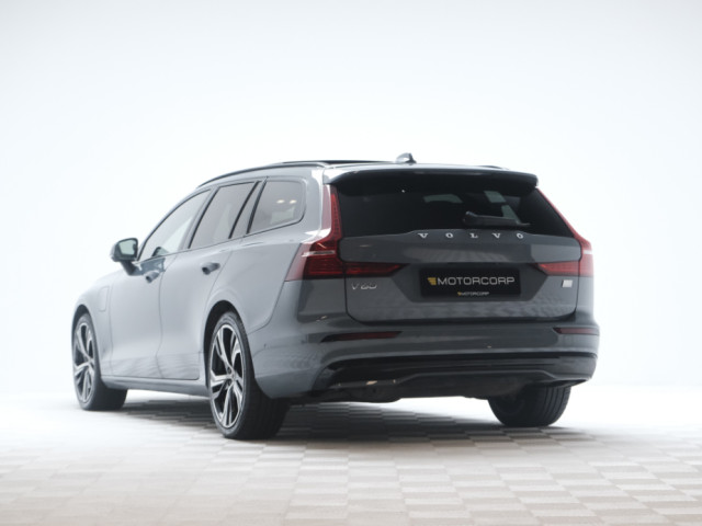 Image for 2022 Volvo V60 ULTIMATE T6 2.0 AWD RECHARGE *PAN ROOF*