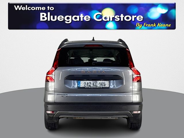 Image for 2024 Dacia Jogger EXTREME HEV 145 **FULL BLACK CLOTH INTERIOR**TOUCHSCREEN INFOTAINMENT SCREEN**A/C**FULL DIGITAL DASH**FRONT HEATED SEATS**SPEED LIMITER**CRUISE CONTROL**ELECTRIC HANDBRAKE**7 SEATER**16 INCH ALLOY**