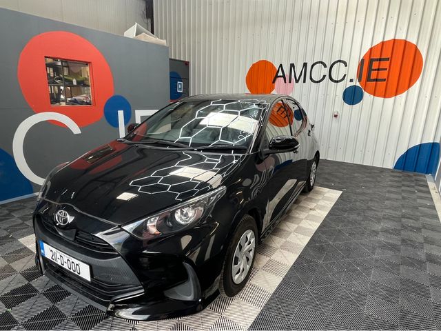 Image for 2021 Toyota Yaris 2021 TOYOTA YARIS X 1.0 AUTOMATIC / REVERSE CAMERA AND MORE