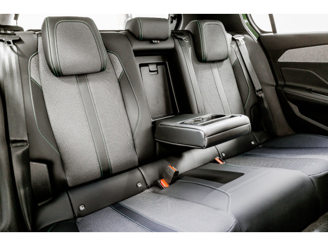 Image for 2024 Peugeot 308 E-Allure 54kWh Auto 156HP