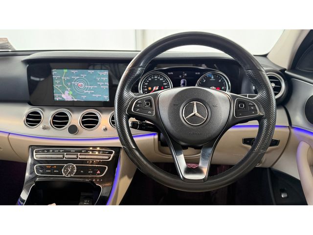 Image for 2017 Mercedes-Benz E Class E220D *SUPER COLOUR COMBO*