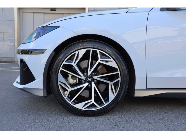 Image for 2024 Hyundai Ioniq 6 Ioniq 6 Signature 77kWH, Upgraded Alloys 