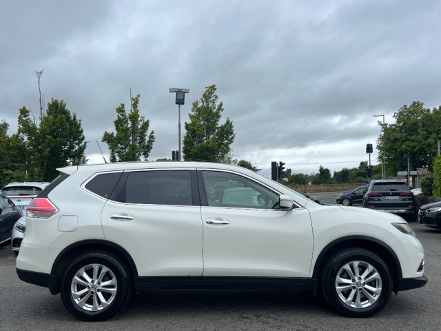 Image for 2016 Nissan X-Trail 1.6D SV 7 SEAT E6 5DR *GLASS ROOF*